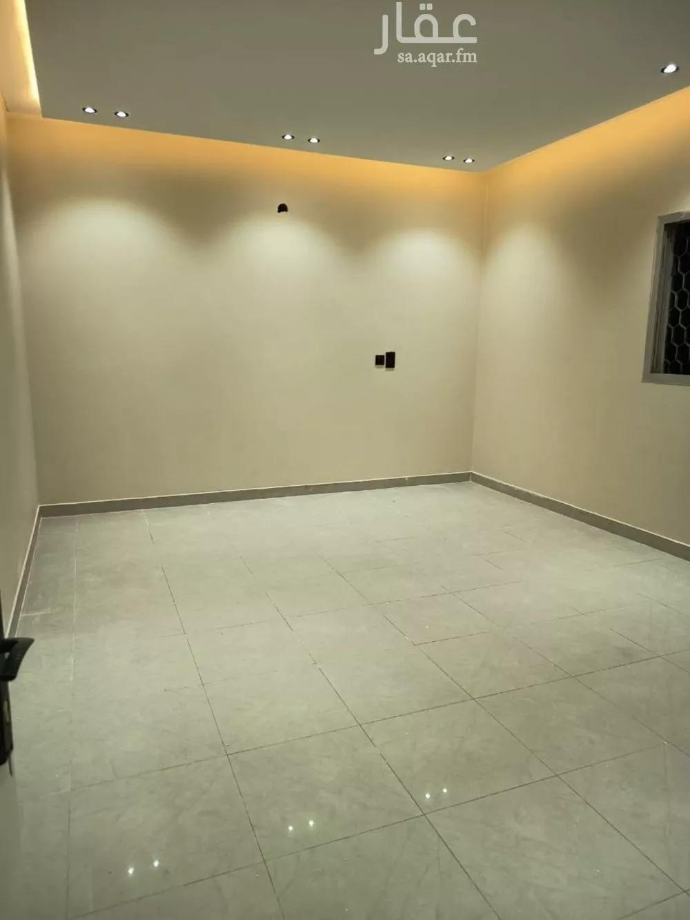 شقة 1 غرف في العقيق 11