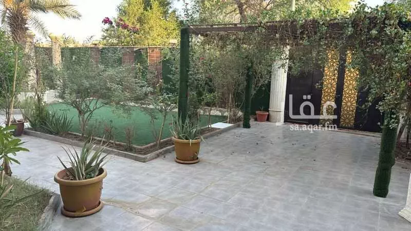 فيلا 5 غرف في الروضة 5