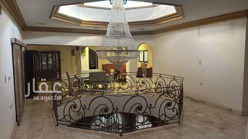 فيلا 5 غرف في الروضة 9