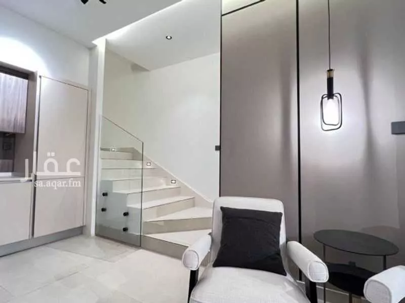 فيلا 3 غرف في العارض 5