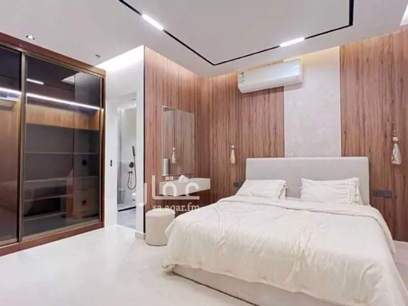 فيلا 3 غرف في العارض 10