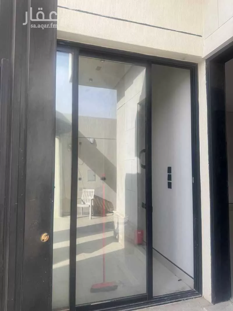 6 bedroom villa in Al Janadriyah 7