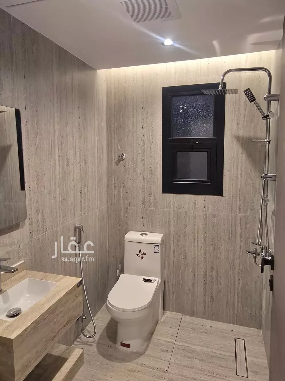 شقة 2 غرف في العارض 5