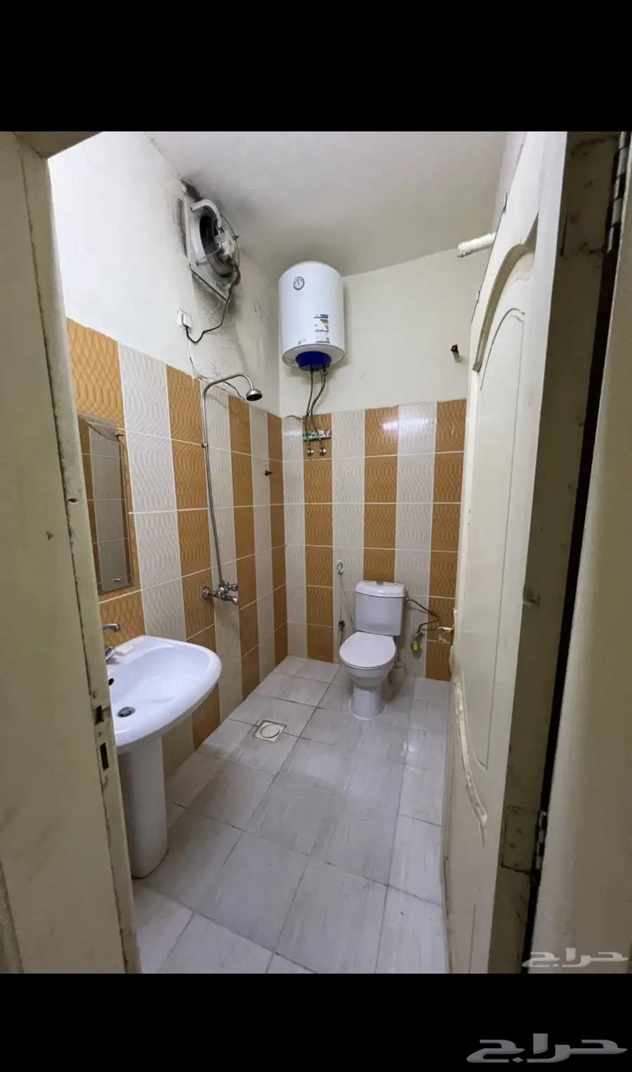 شقة  في الدفاع 5