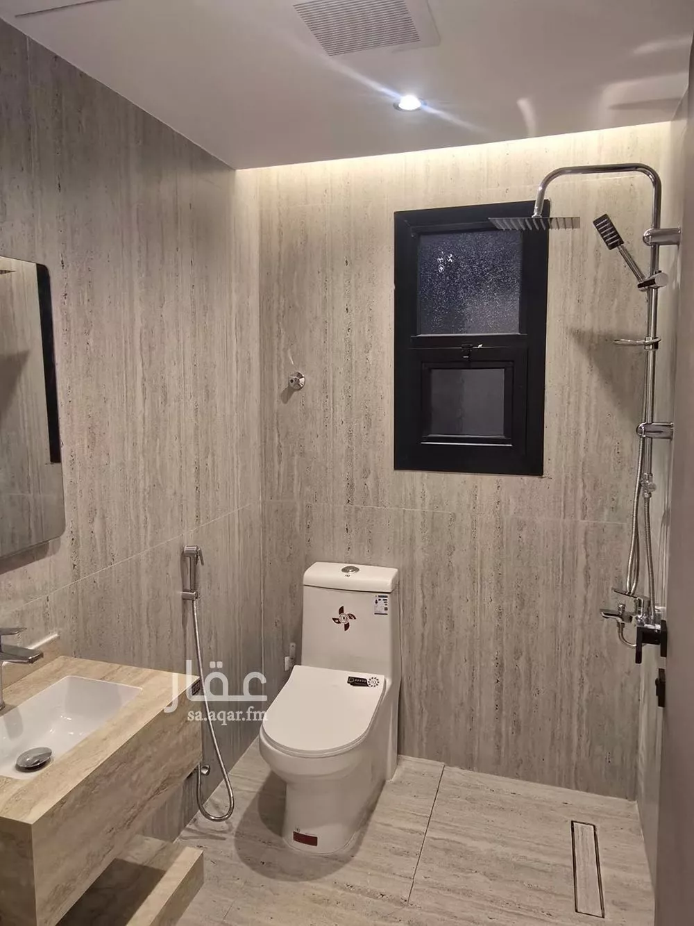 شقة 2 غرف في العارض 4