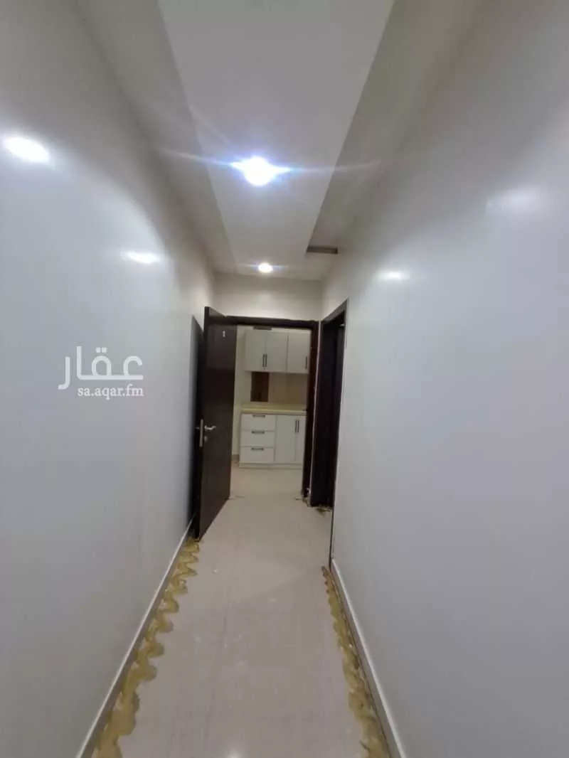 1 bedroom apartment in Dhahrat Laban 3