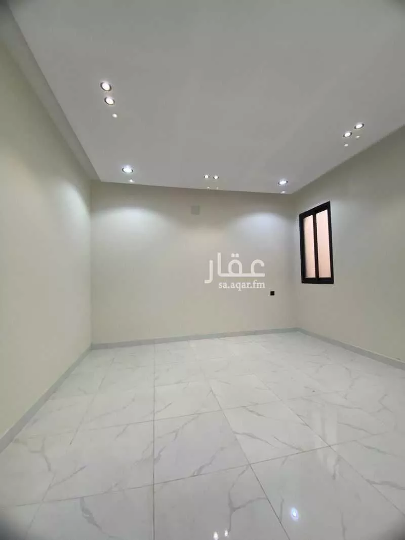 شقة 4 غرف في بدر 8