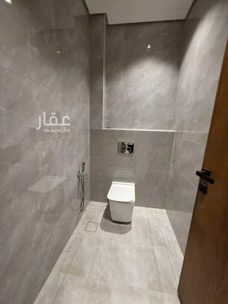 فيلا 4 غرف في القادسية 12