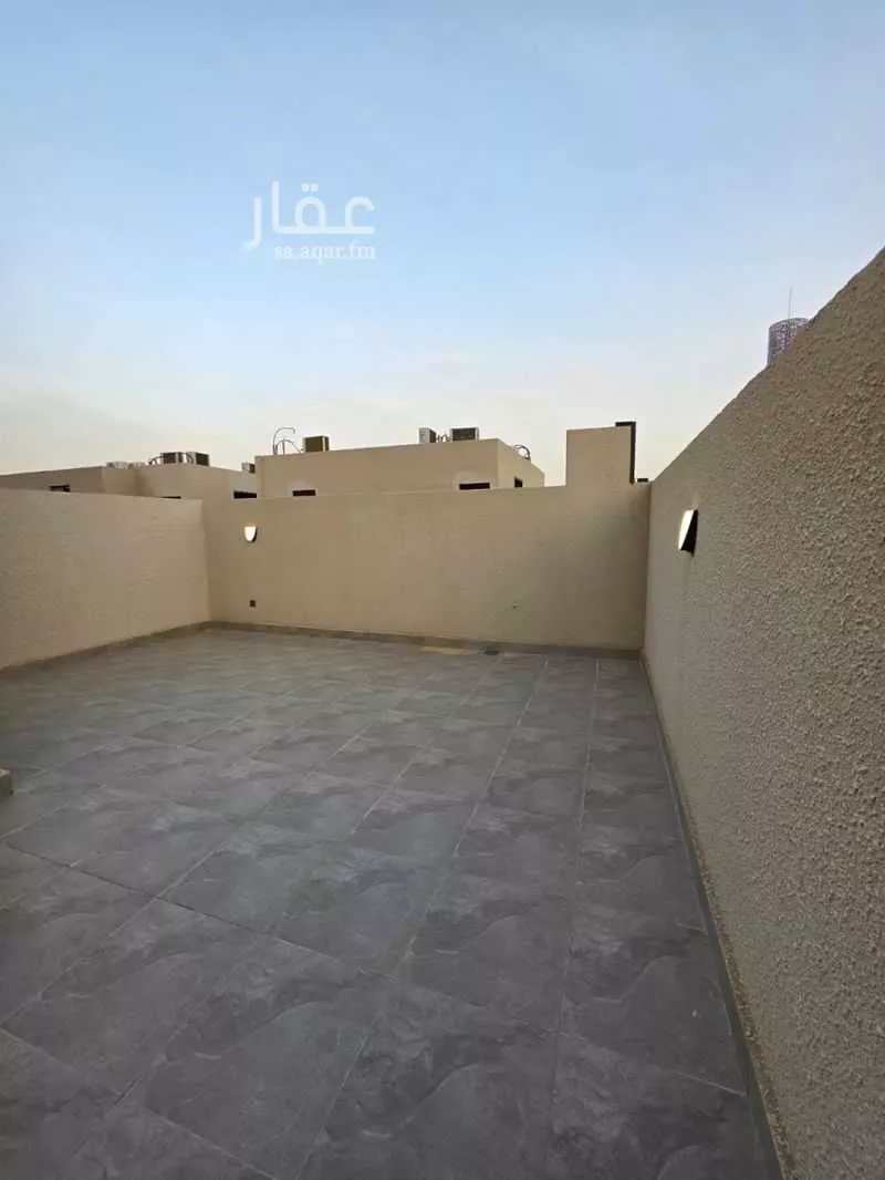 فيلا 4 غرف في القادسية 20