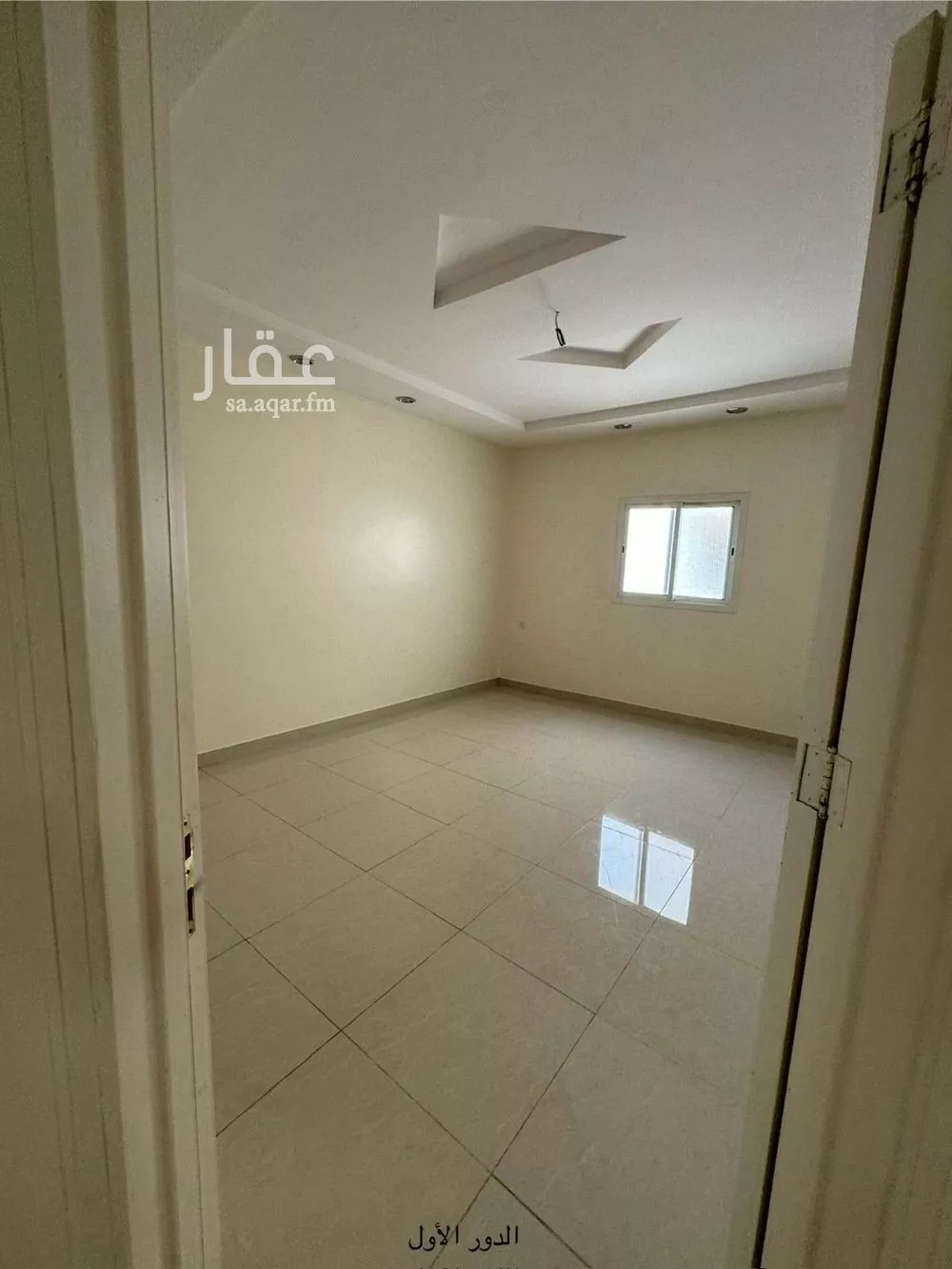 فيلا 7 غرف في الياسمين 25