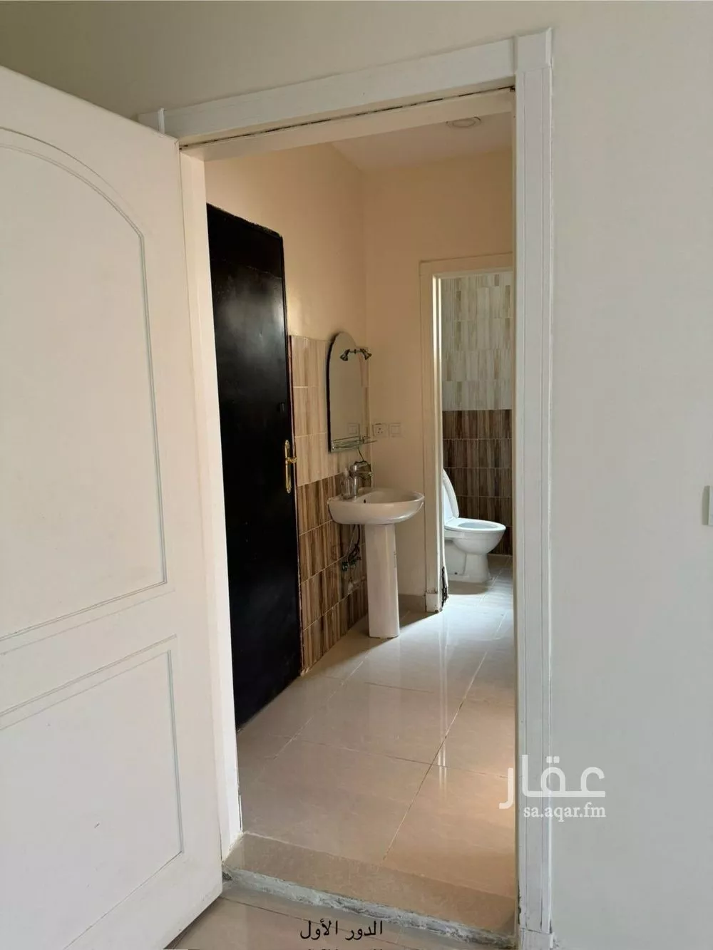 فيلا 7 غرف في الياسمين 8