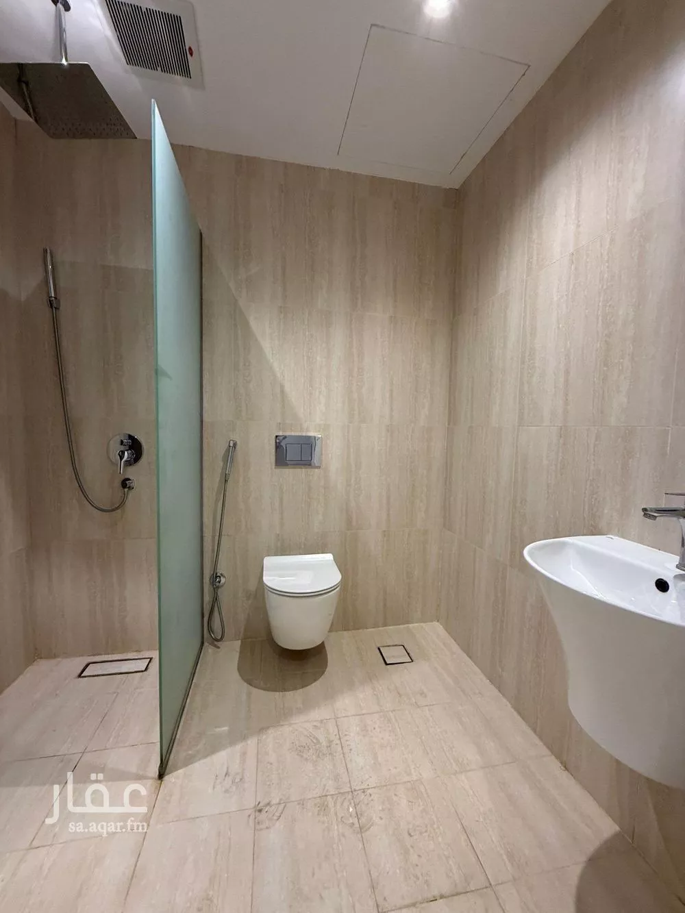 شقة 4 غرف في النرجس 6