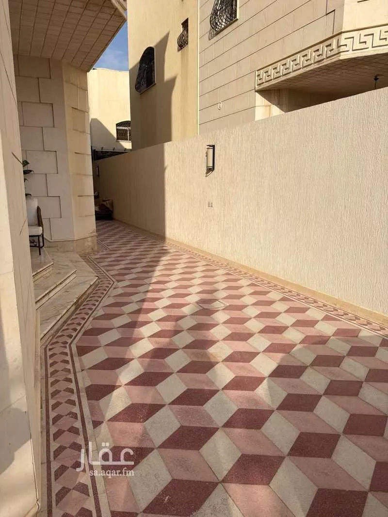 فيلا 7 غرف في الريان 4