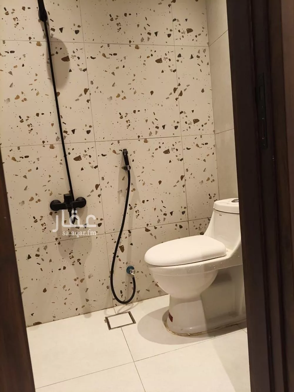 شقة 1 غرف في المونسية 5