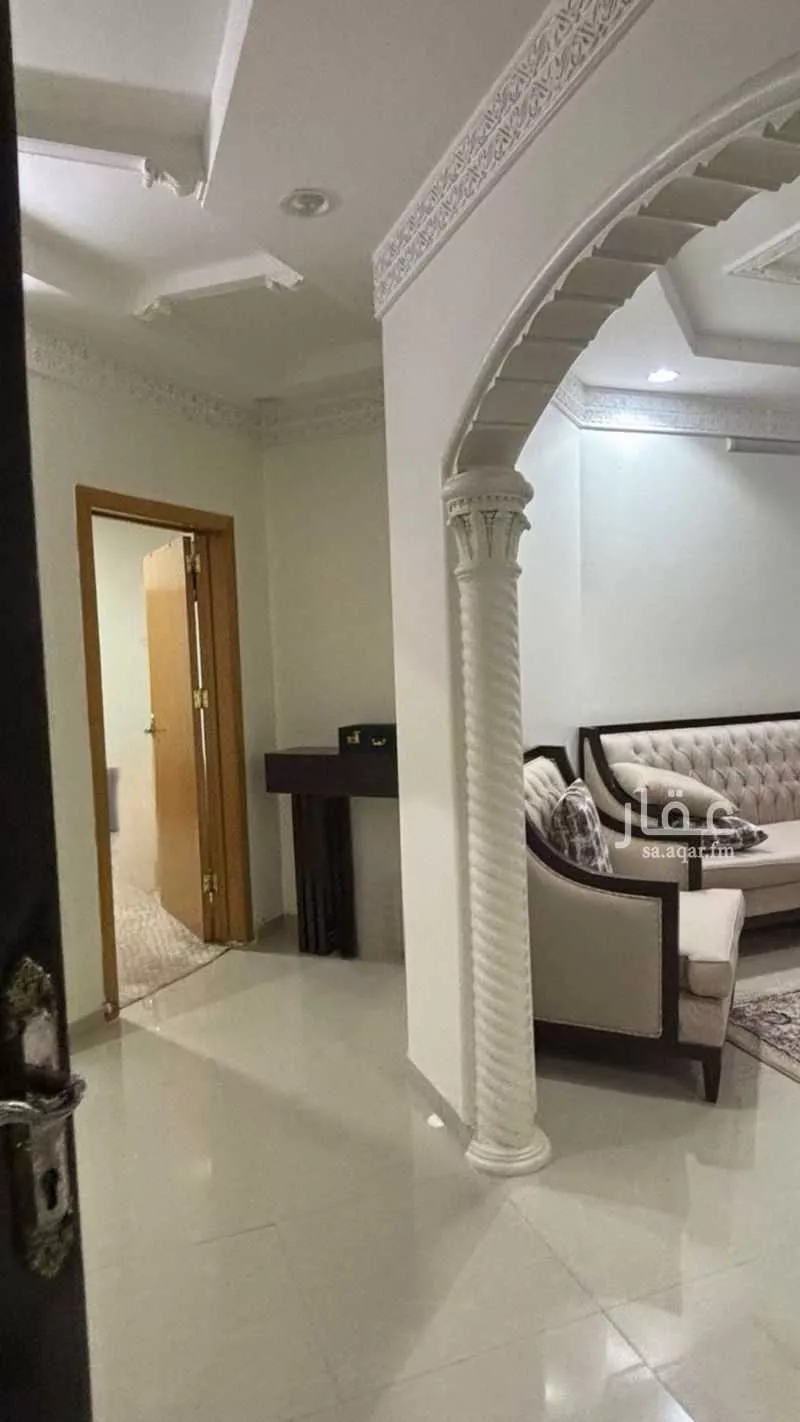 شقة 5 غرف في الخليج 5