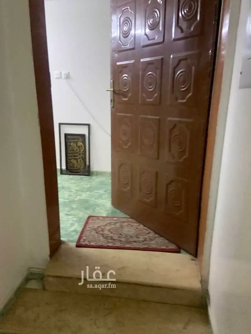 شقة 3 غرف في الحمراء و ام الجود 6