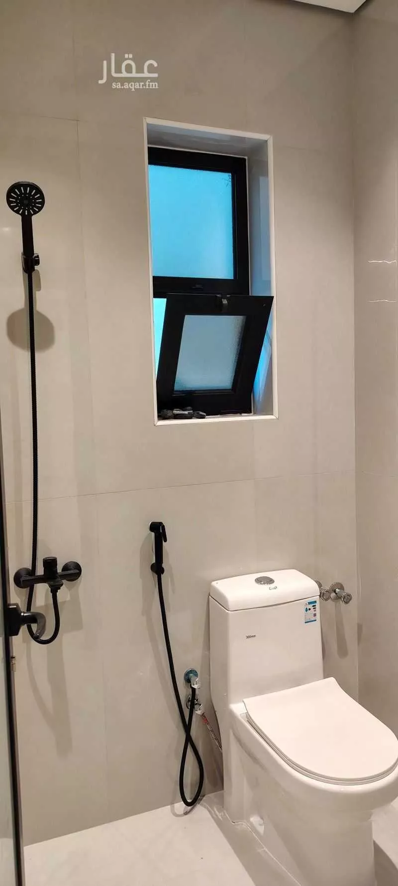 فيلا 8 غرف في الصواري 18