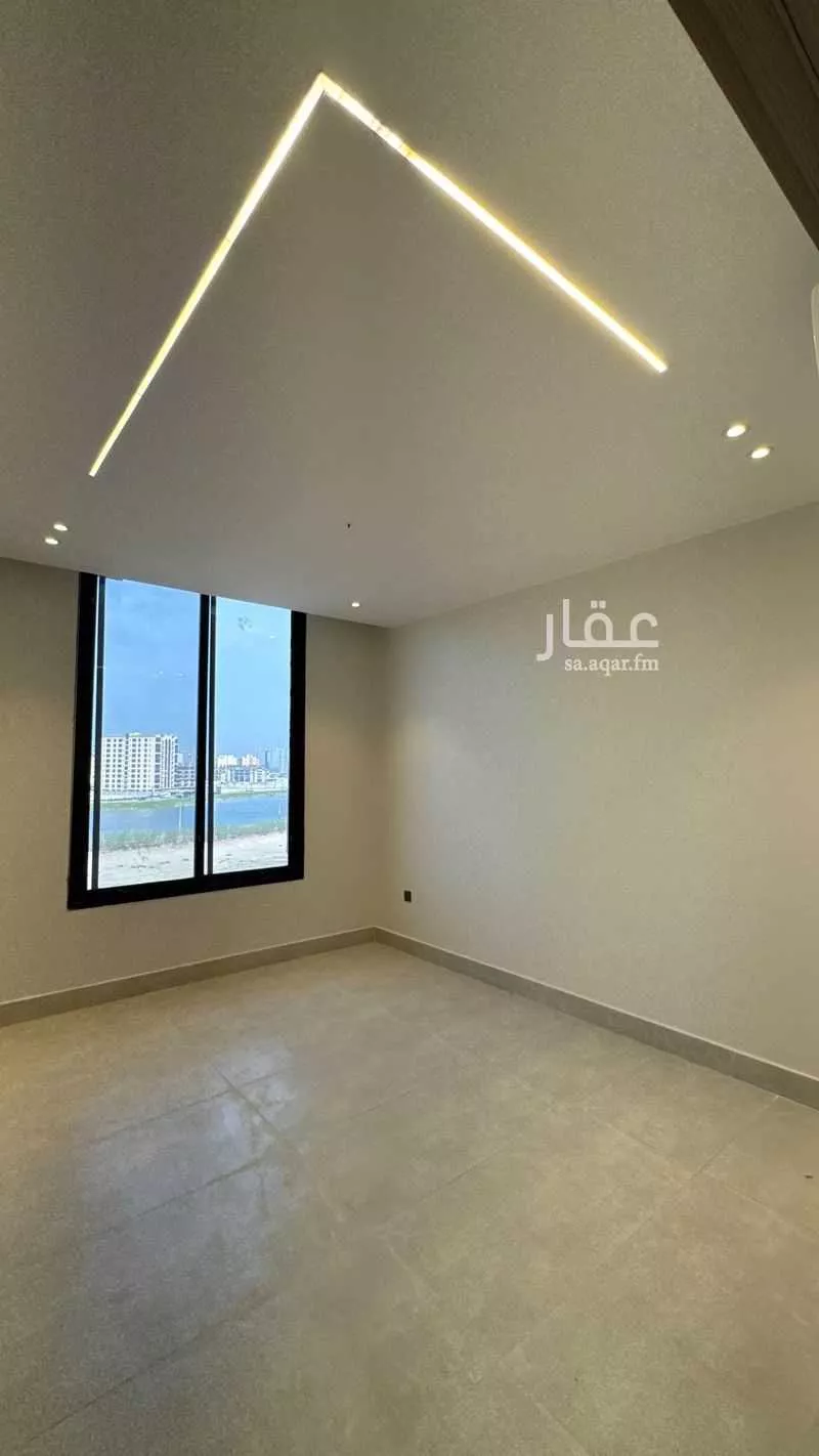 شقة 5 غرف في الحمرا 2