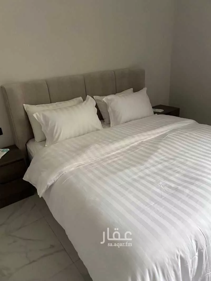 شقة 3 غرف في الملقا 8