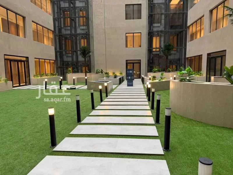 شقة 4 غرف في الخور 6