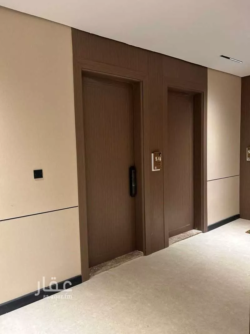 شقة 4 غرف في الخور 7