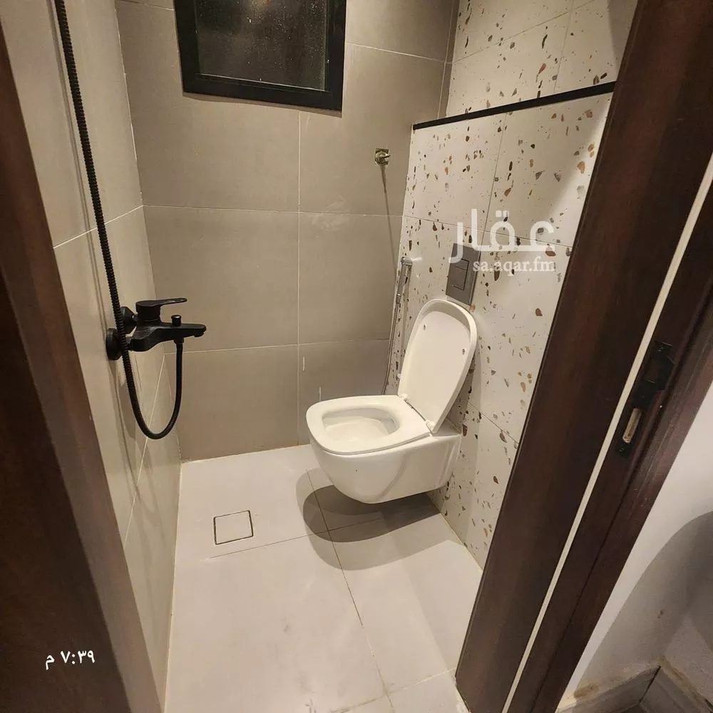 شقة 1 غرف في المونسية 22