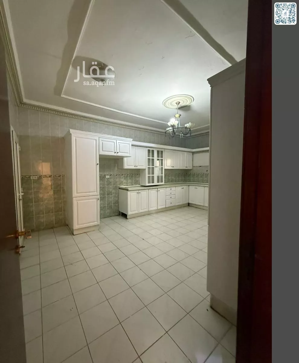 فيلا 6 غرف في النعيم 11