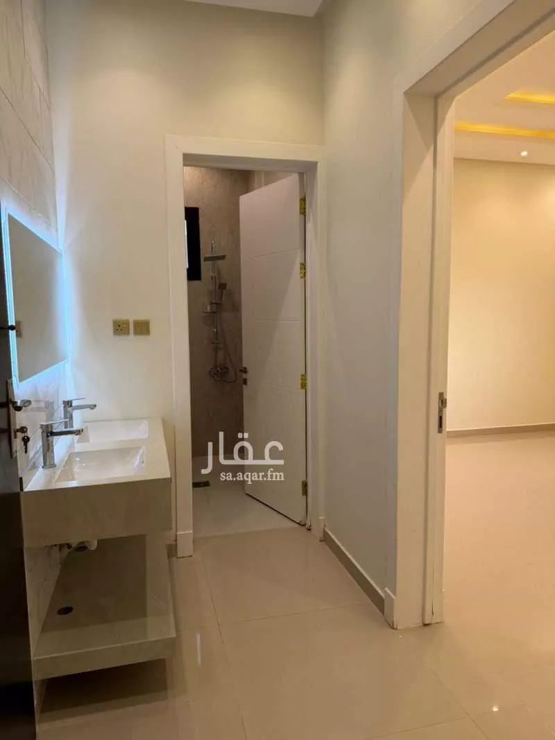 شقة 4 غرف في العارض 6