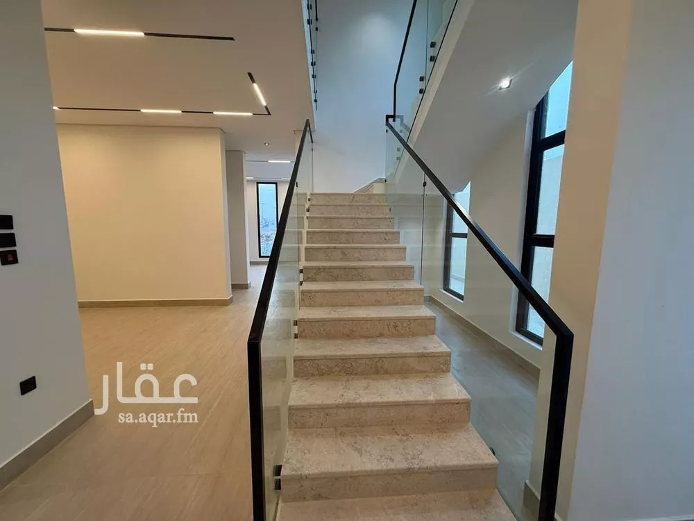 6 bedroom villa in Al Mahdiyyah 28
