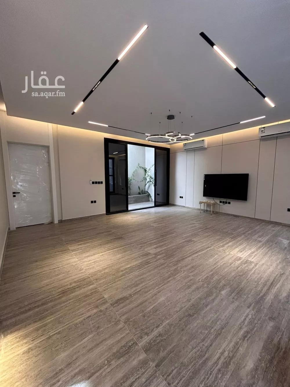 6 bedroom villa in Al Mahdiyyah 11