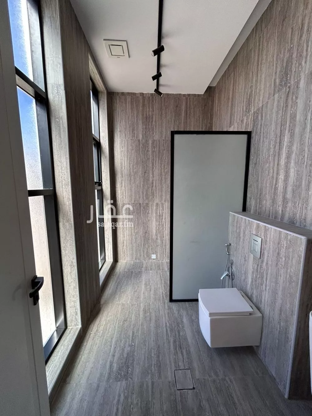 6 bedroom villa in Al Mahdiyyah 14