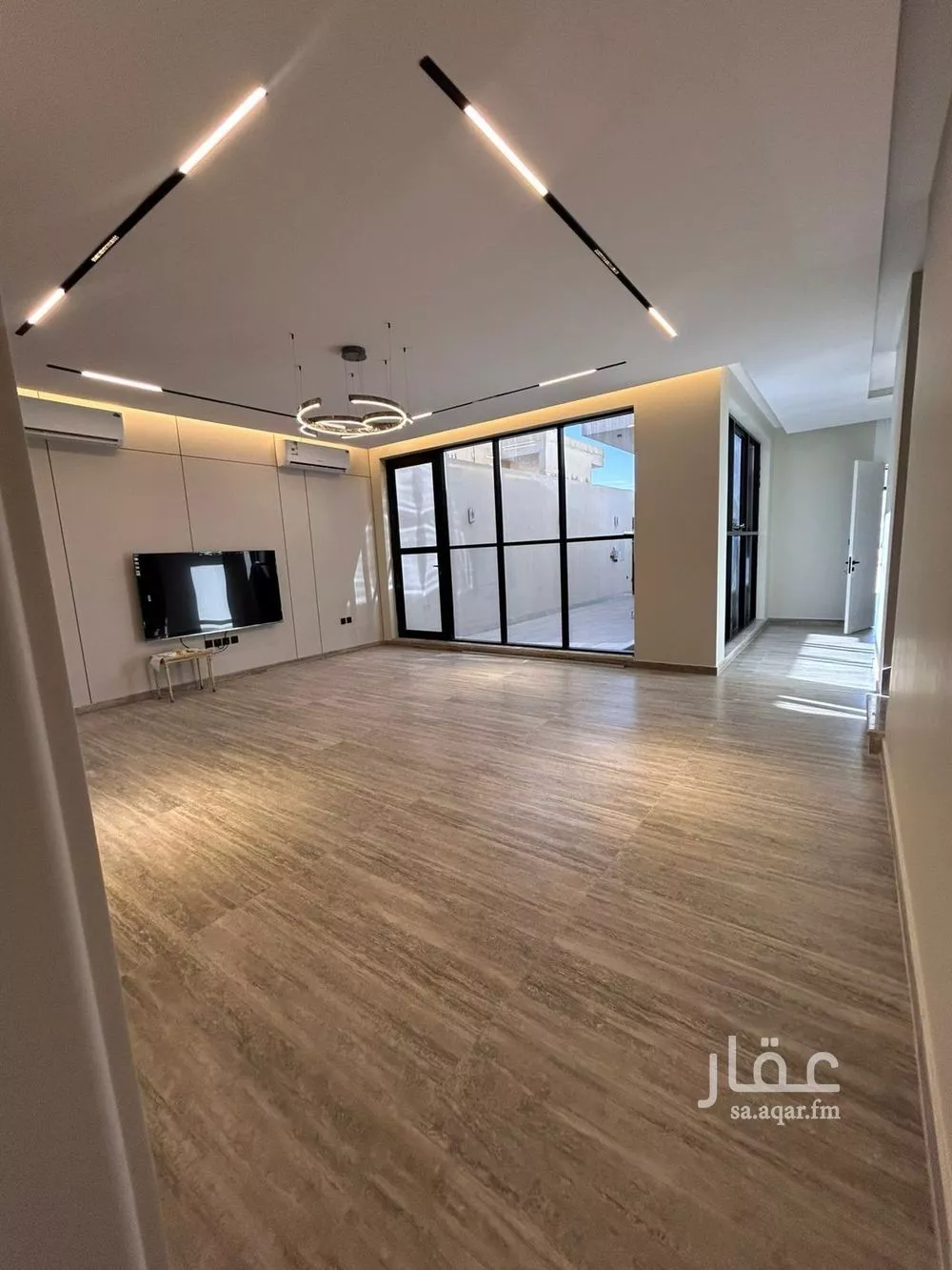 6 bedroom villa in Al Mahdiyyah 9