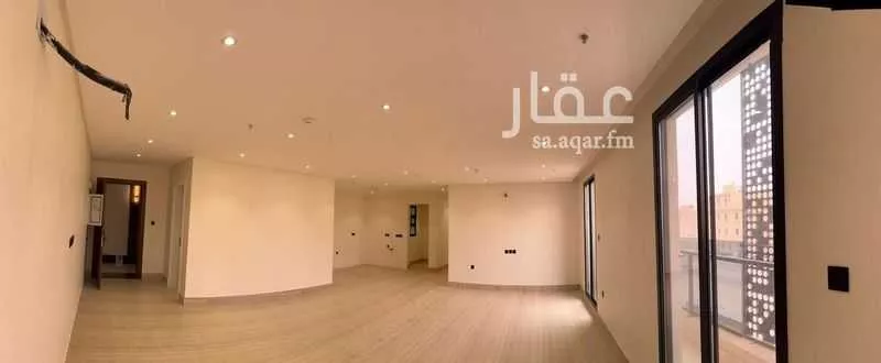 شقة 4 غرف في الرمال 11