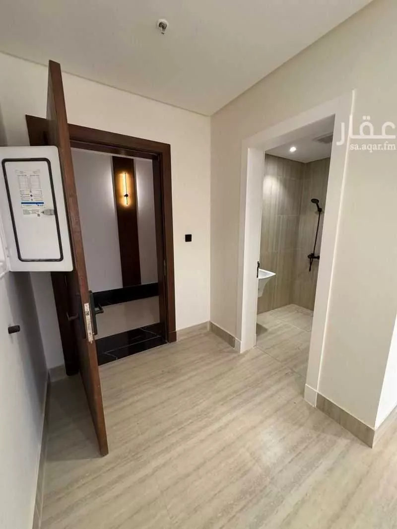 شقة 4 غرف في الرمال 4