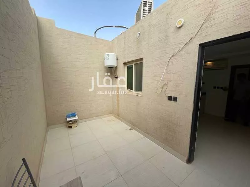 5 bedroom floor in Al Yasmin 5