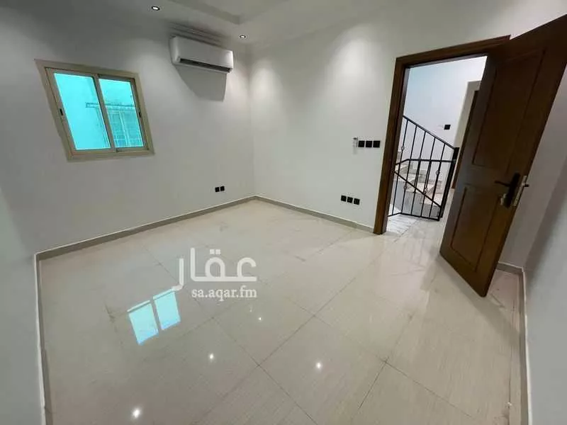 5 bedroom floor in Al Yasmin 7