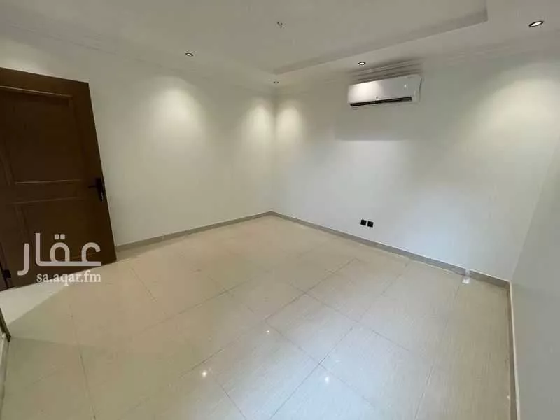 5 bedroom floor in Al Yasmin 8