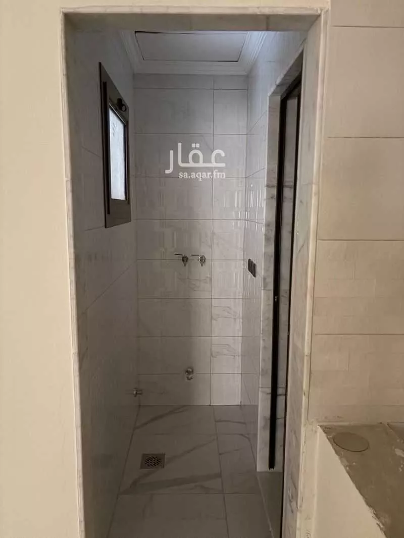 شقة 3 غرف في الشاطئ 9