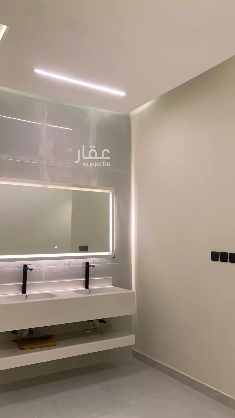 فيلا 5 غرف في الشعلة 3