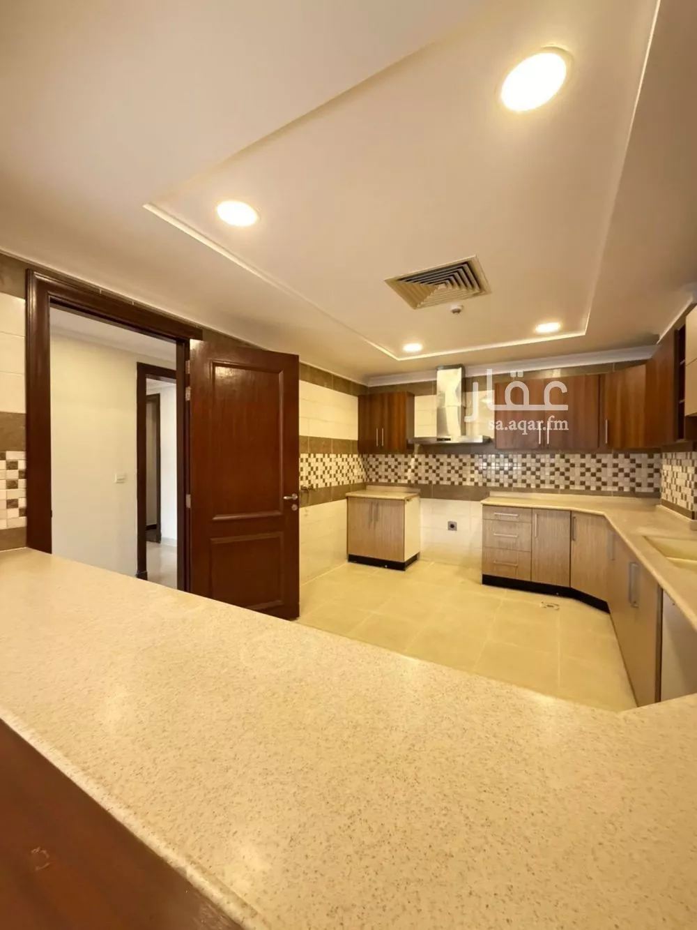 شقة 5 غرف في الروابي 3