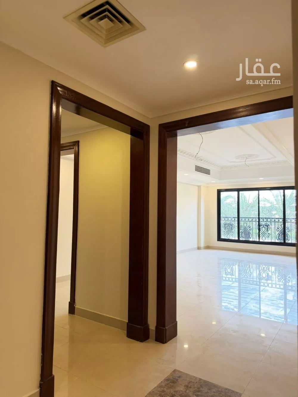 شقة 5 غرف في الروابي 22