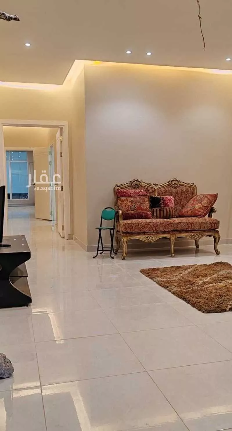 عمارة 300 م² في النقس 3