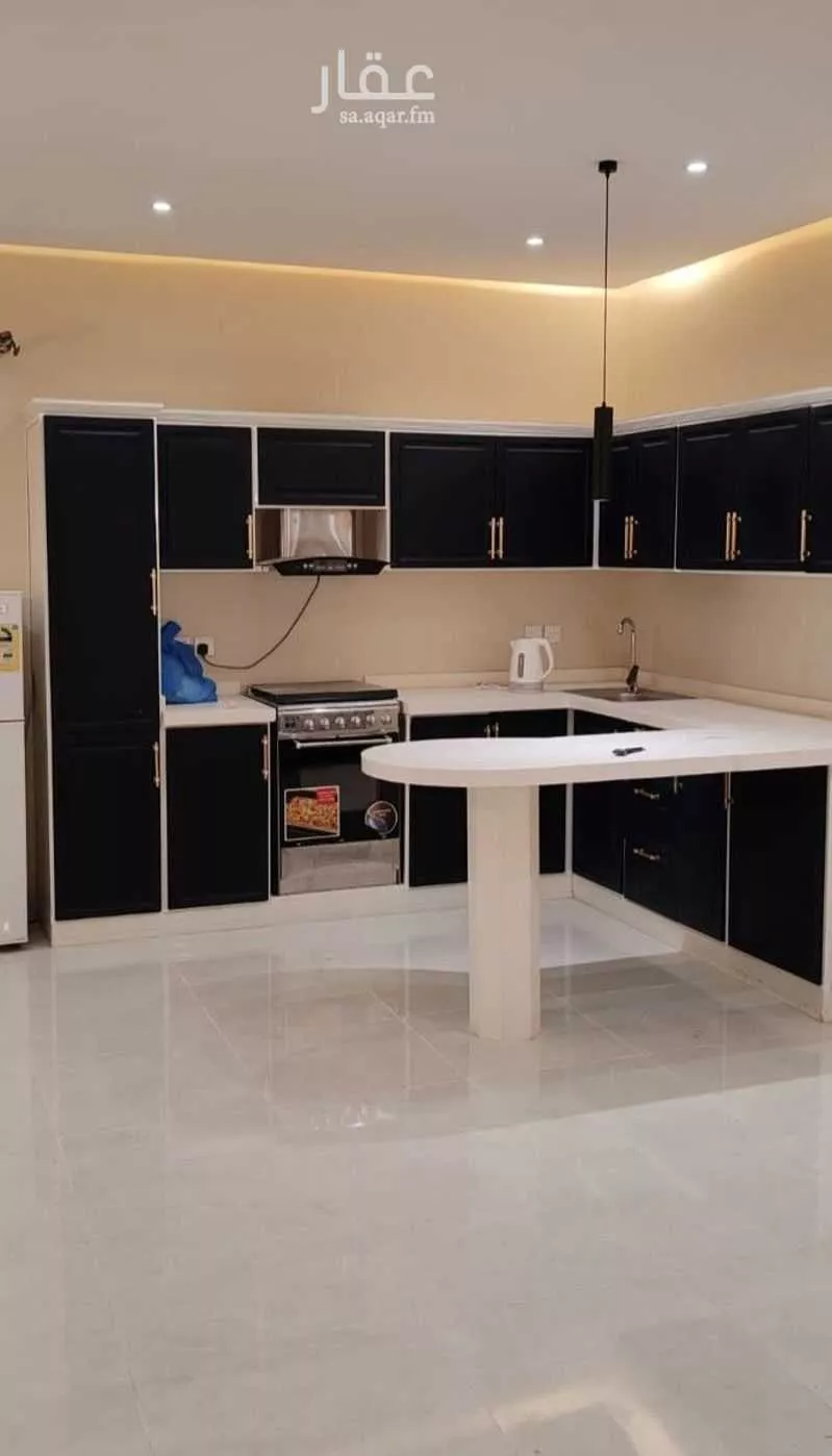 عمارة 300 م² في النقس 5