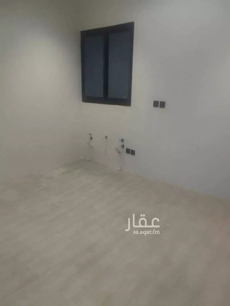 دور 5 غرف في السويدي 8