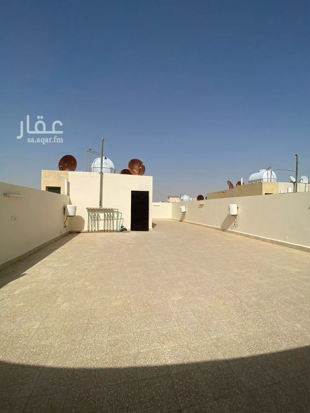 6 bedroom floor in Ishbiliyah 11