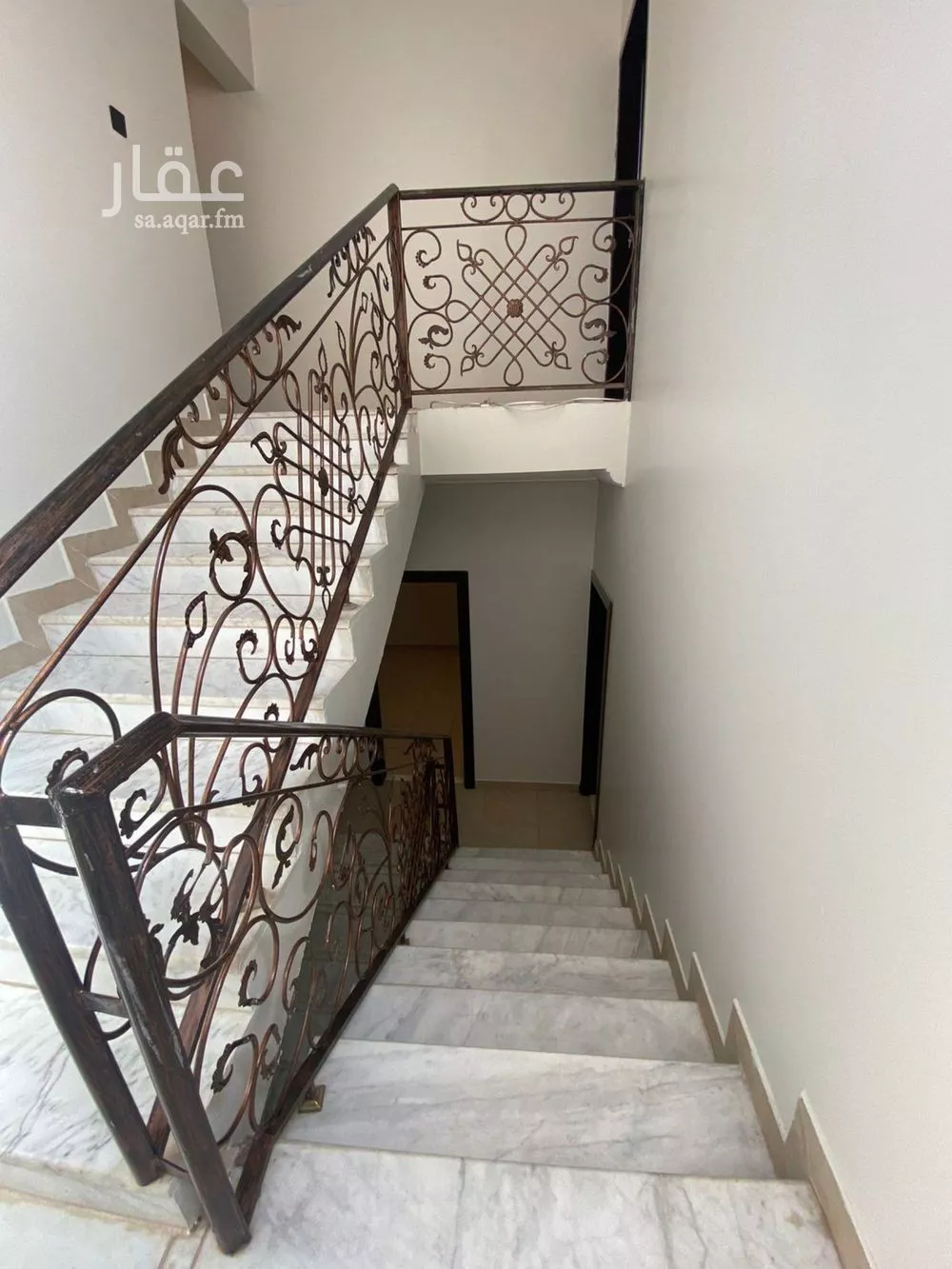 6 bedroom floor in Ishbiliyah 13