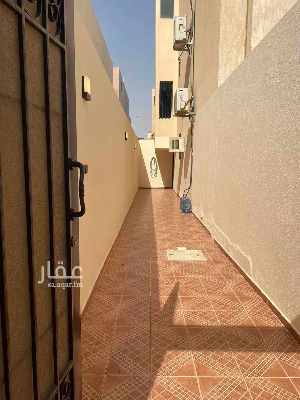 6 bedroom floor in Ishbiliyah 8