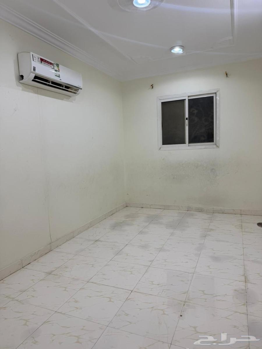 1 bedroom apartment in Dhahrat Laban 4