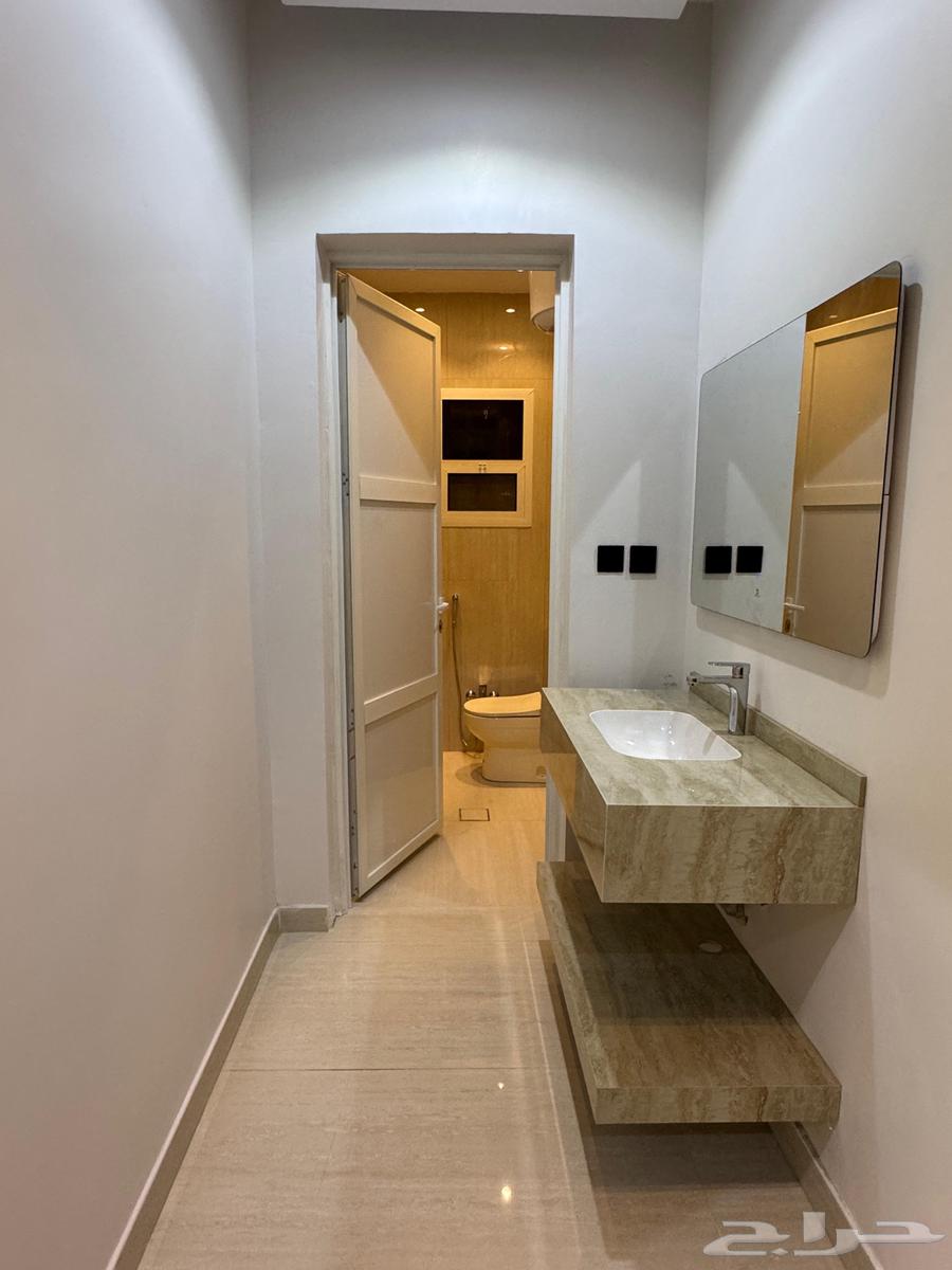 شقة 4 غرف في طويق 9