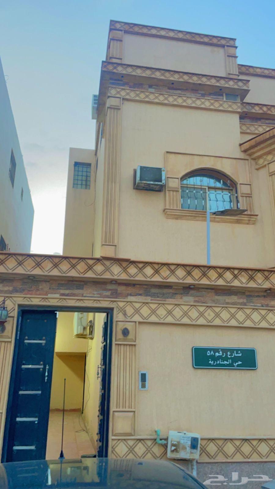 فيلا 10 غرف في الجنادرية 8